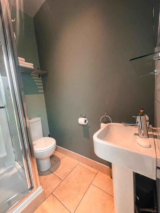 The Blue Door Apartment 캐허시빈 외부 사진